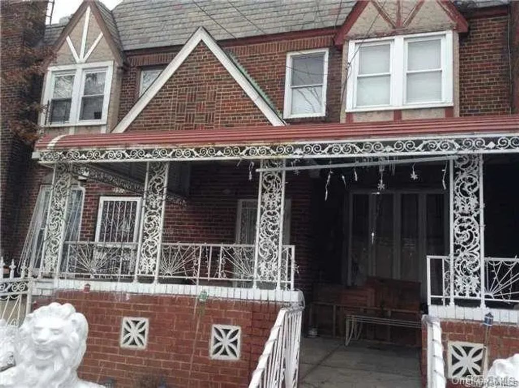 99-07 Francis Lewis Boulevard, Queens Village