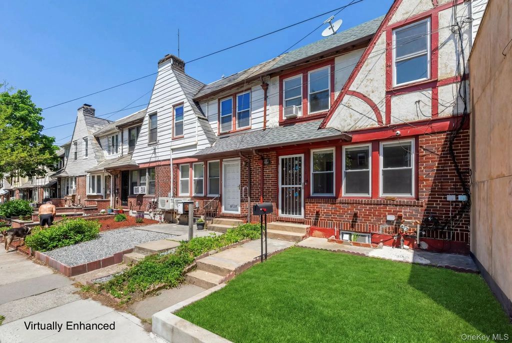 67139 Burns Street, Forest Hills