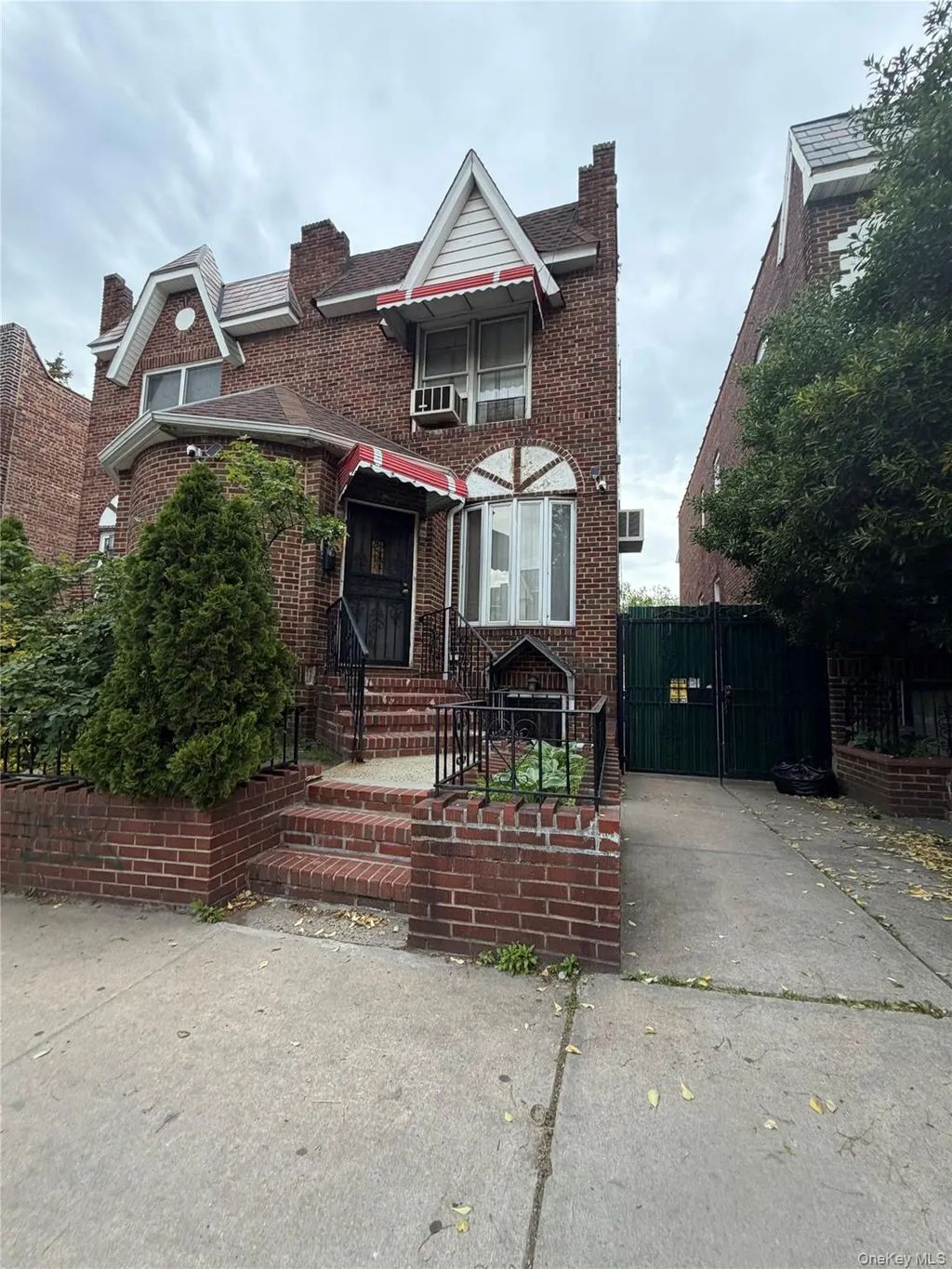 3007 84th Street, East Elmhurst