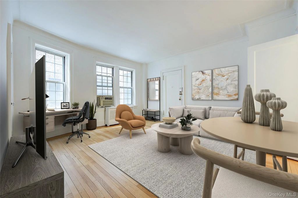 6 Burns Street # 211, Forest Hills