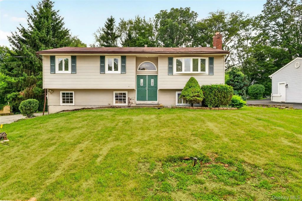 23 Marcy Lane, Middletown