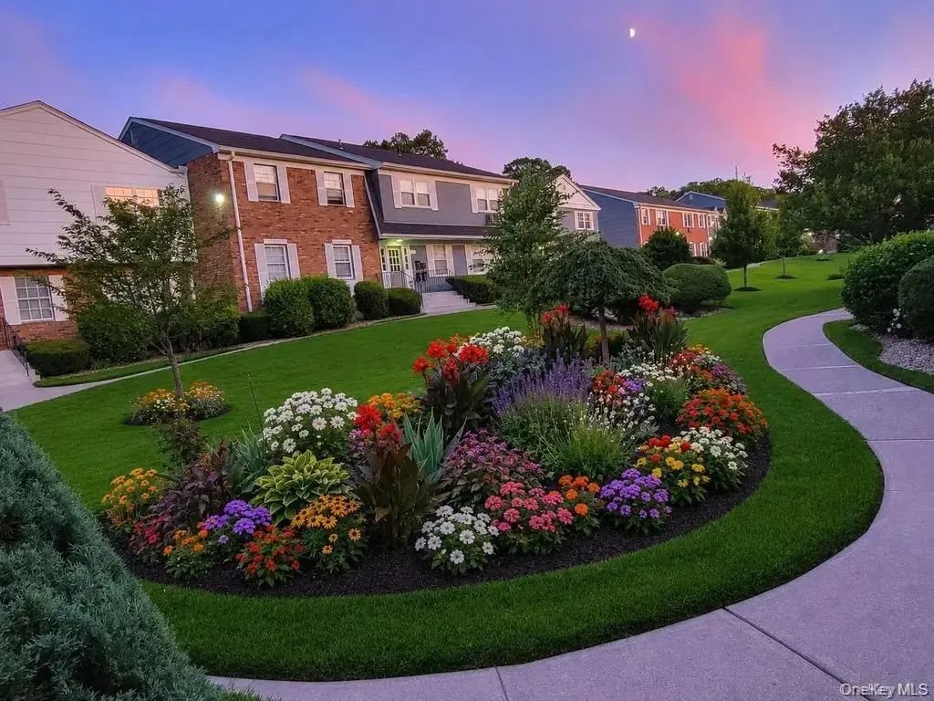 43 Doxbury Lane # 43, Suffern