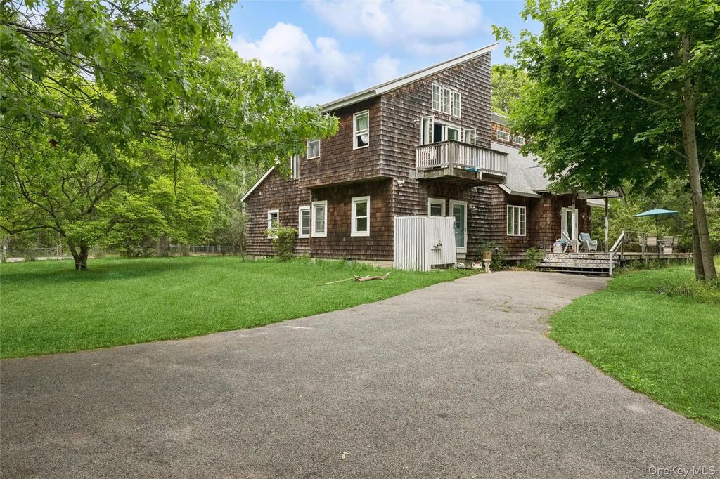 131 Red Creek Road, Hampton Bays
