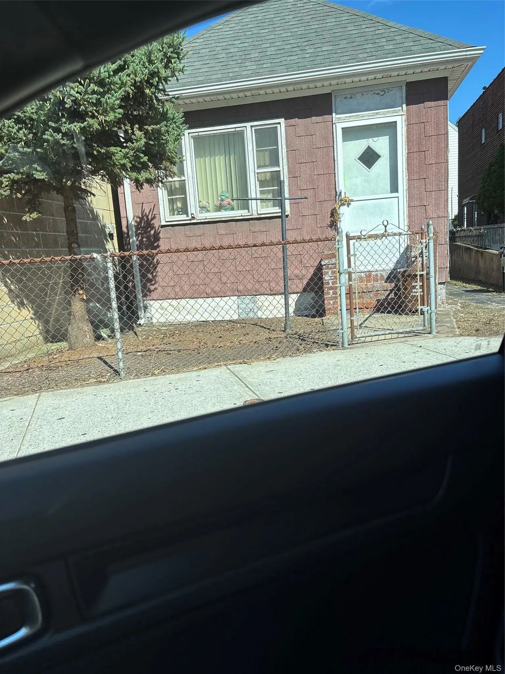 72-35 Grand Avenue, Maspeth