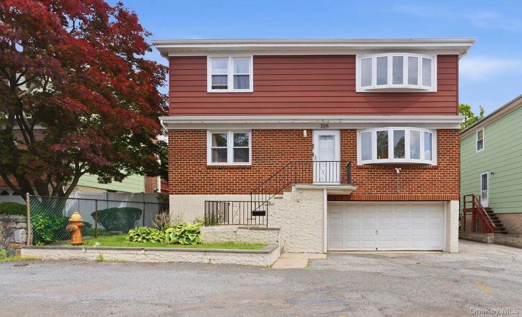 325 Glenbrook Avenue, Yonkers