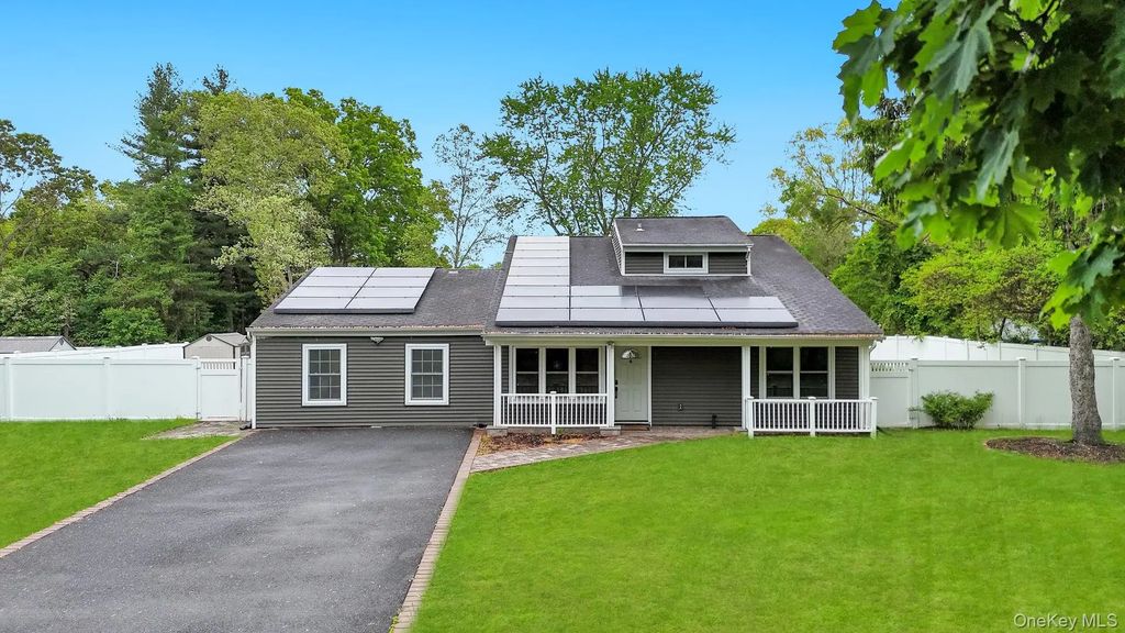 4 Hale Lane, Coram