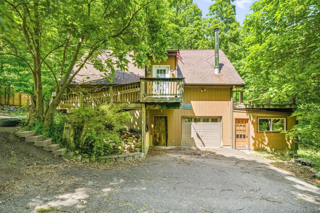 65 Old Turnpike Road, Bloomingburg