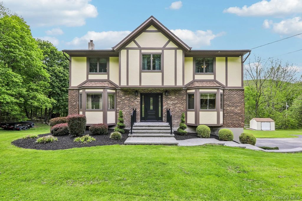 109 Woodbury Road, Highland Mills