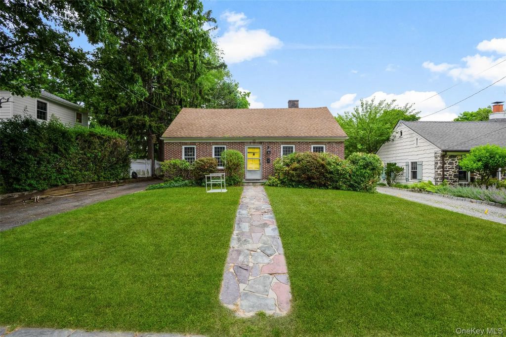 416 Rushmore Avenue, Mamaroneck