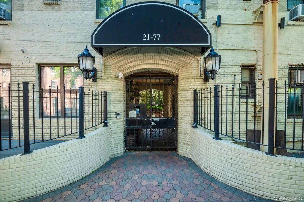 21-77 33rd Street # 2a, Astoria