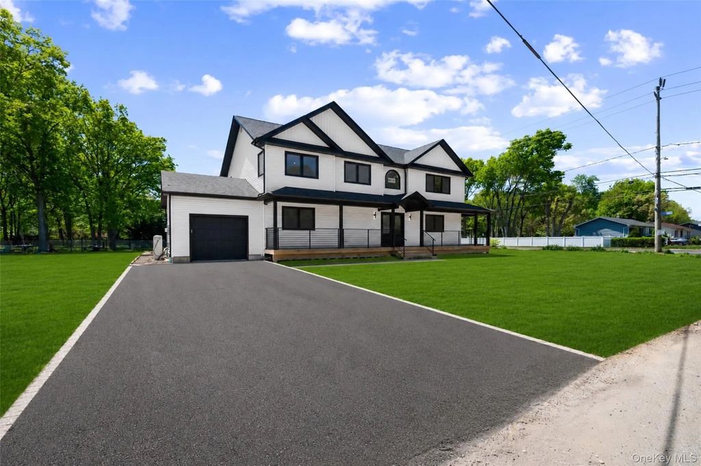 845 Islip Avenue, Central Islip