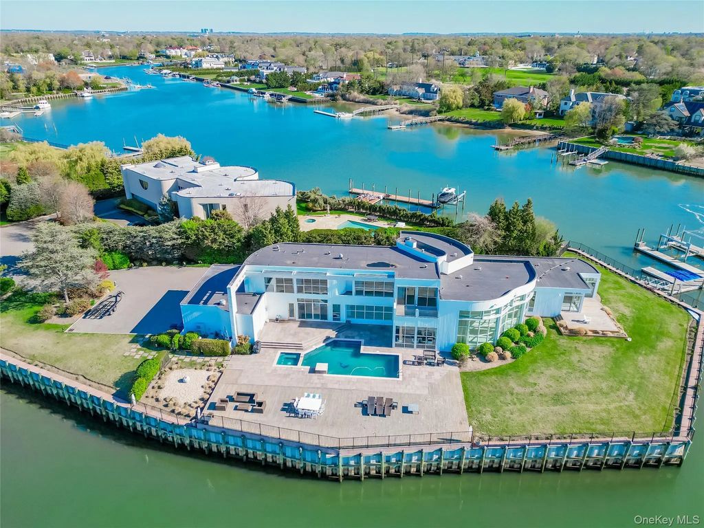 50 Heron Drive, Hewlett Bay Park