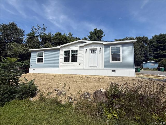 114 Forest Park (aka Hubert St), Wallkill