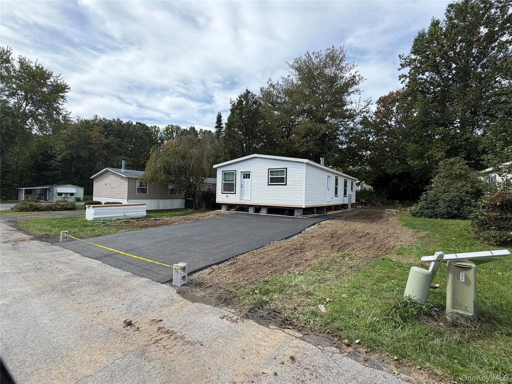 114 Forest Park (aka Hubert St), Wallkill