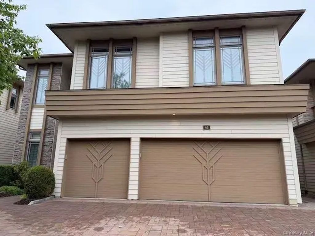 46 Holiday Pond Road, Jericho
