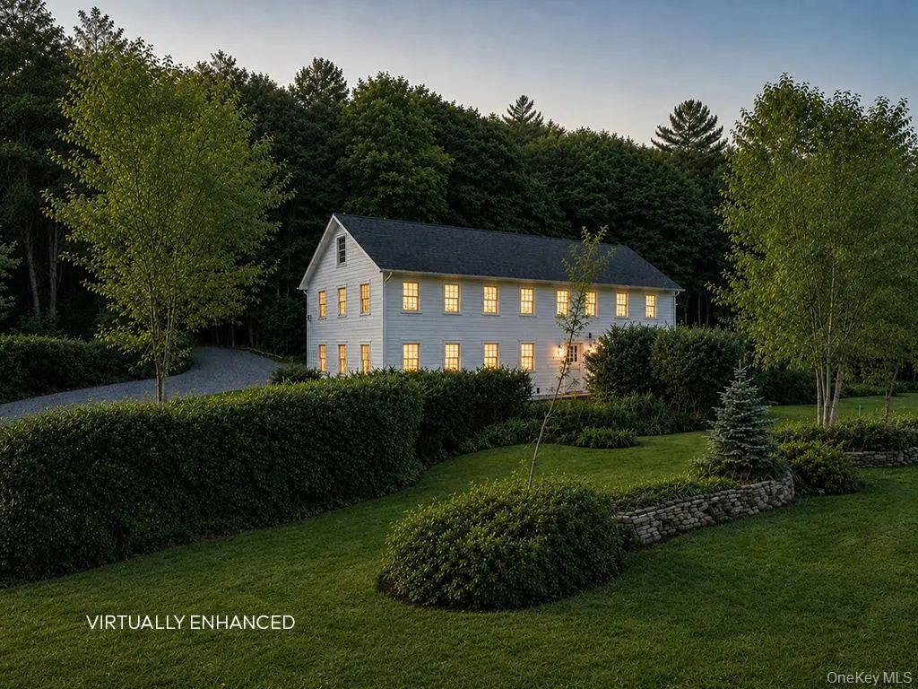2182 County Road 17, Roscoe