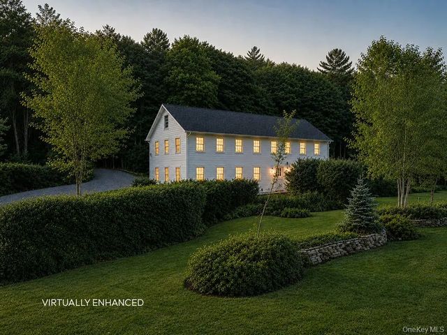 2182 County Road 17, Roscoe
