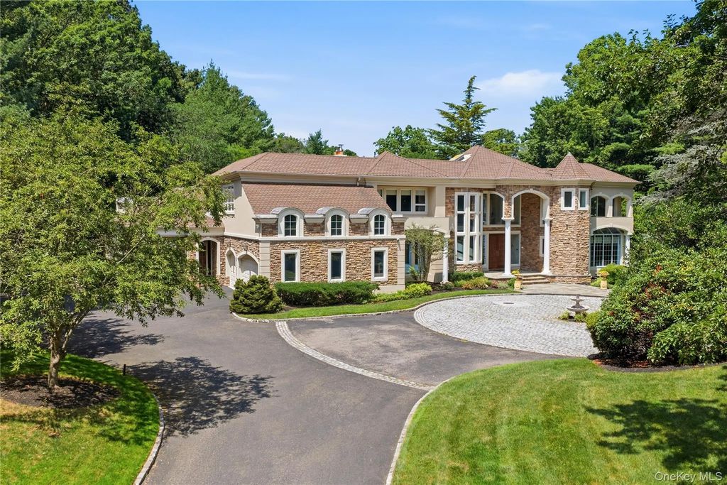 55 Coves Run, Oyster Bay Cove