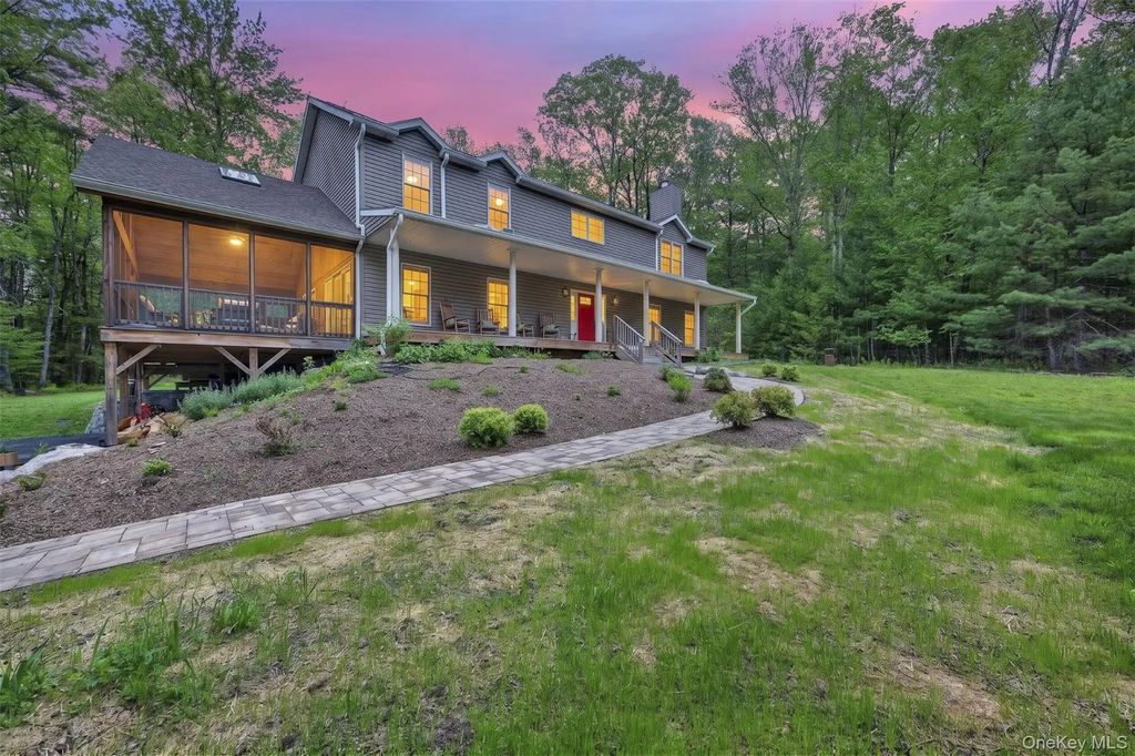 203 Wildwood Way, Forestburgh