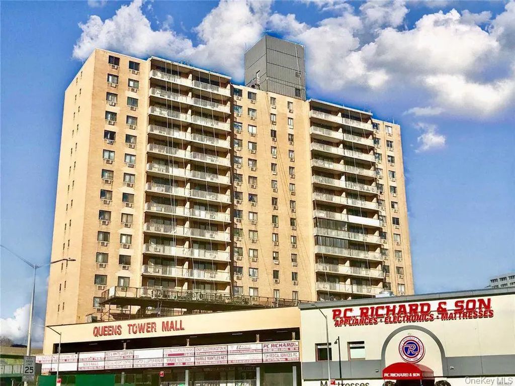 92-29 Queens Boulevard # 1e, Rego Park