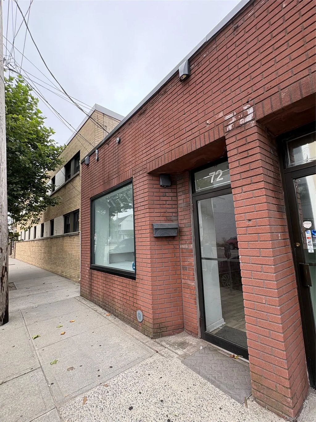 72 S Central Avenue, Valley Stream
