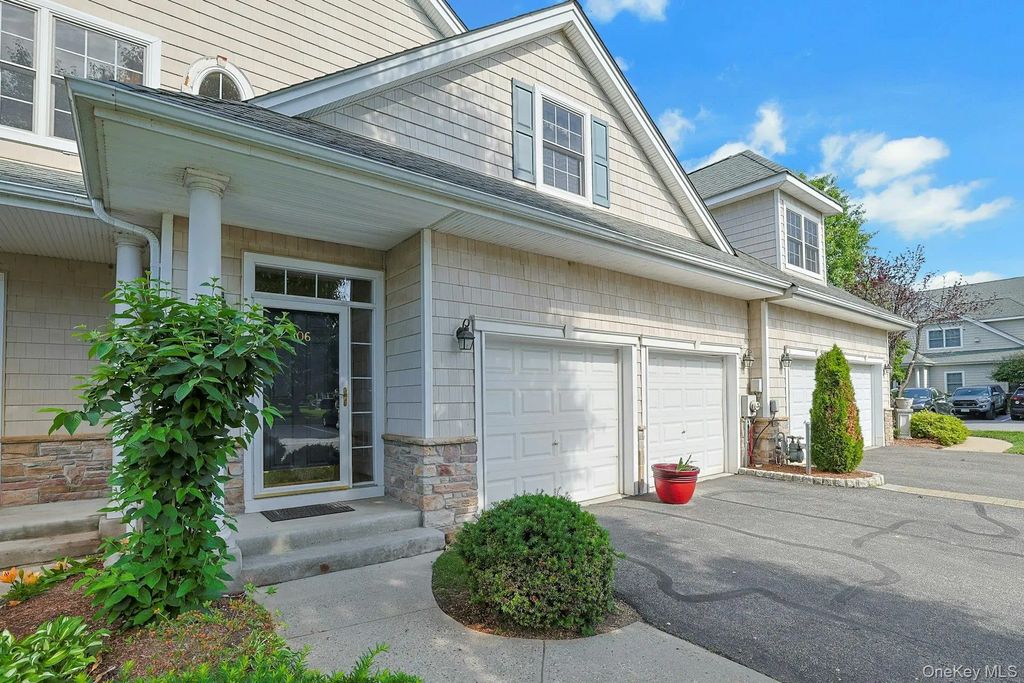 806 Half Moon Bay Drive, Croton-on-Hudson