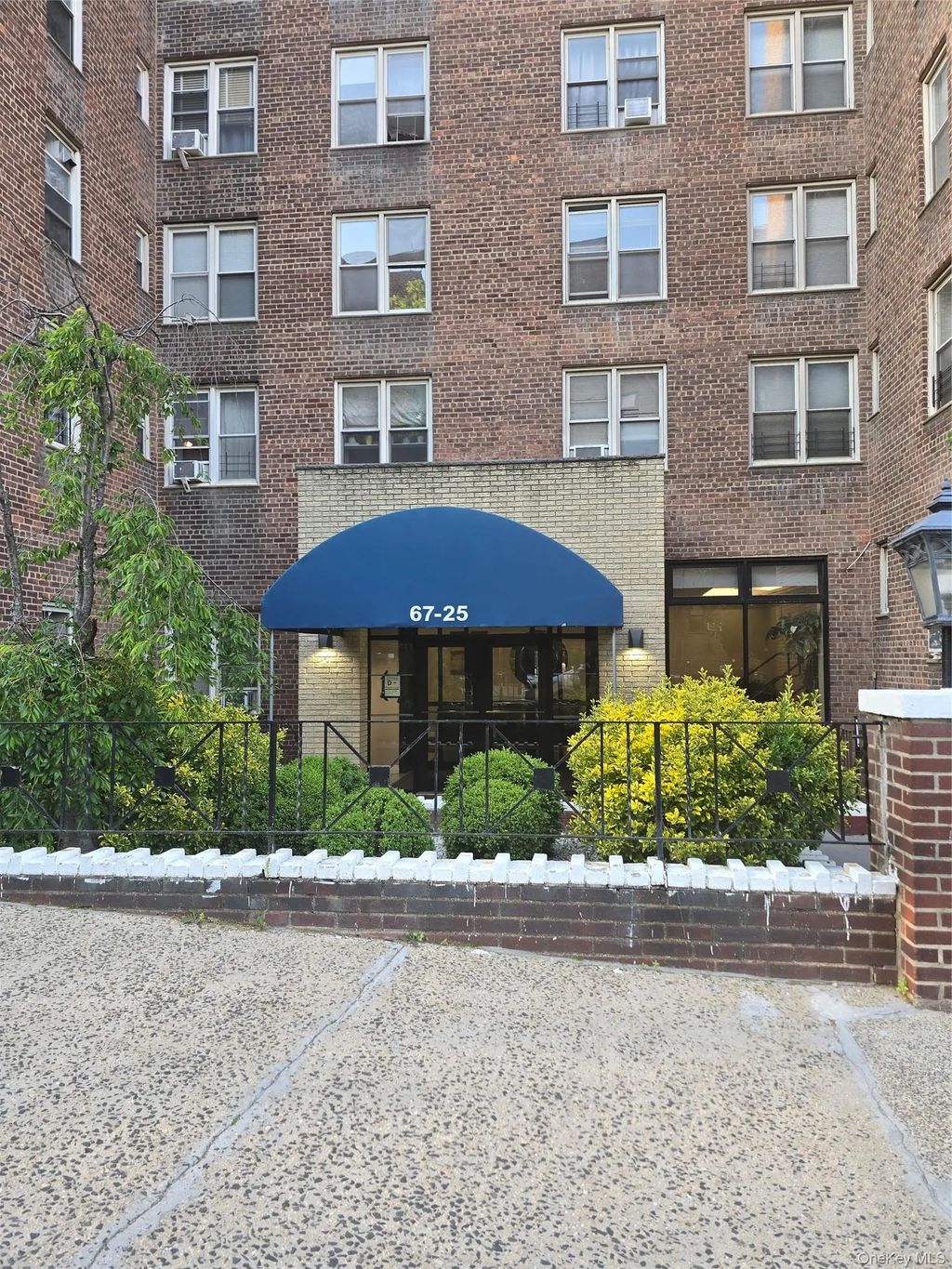 6725 Dartmouth Street # 3m, Forest Hills