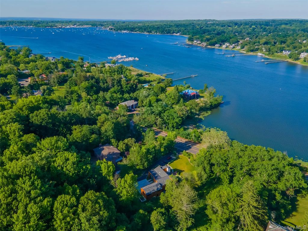 369 E Shore Road, Great Neck