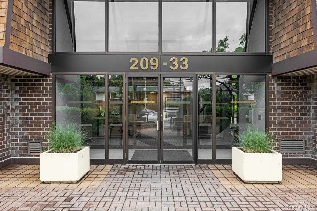209-33 26th Avenue # Tj, Bayside