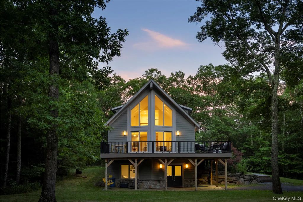 21 Woodland Lane, Palenville
