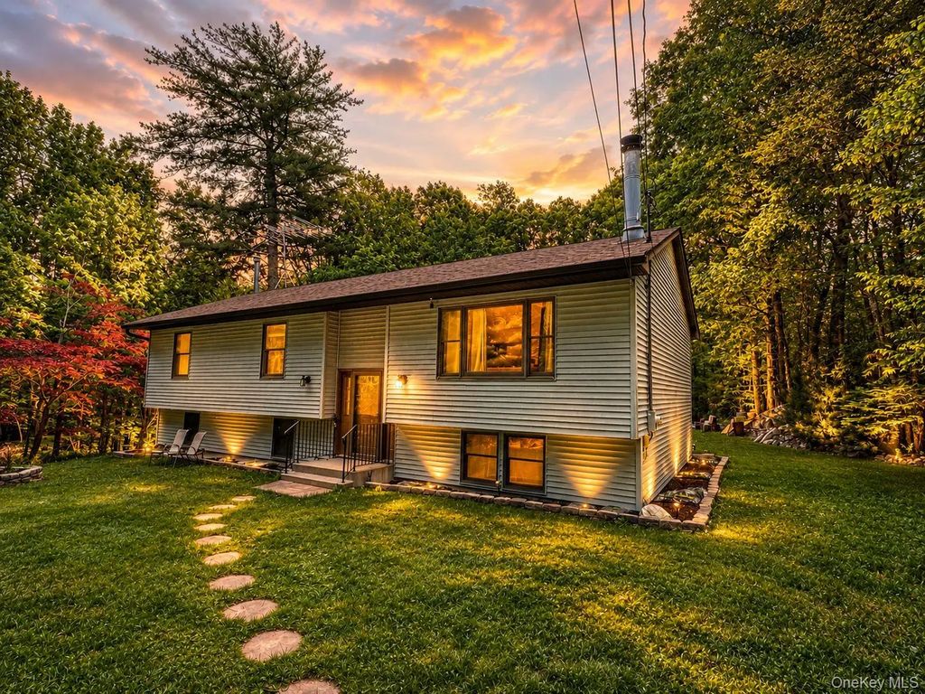 359 Nashopa Road, Bloomingburg