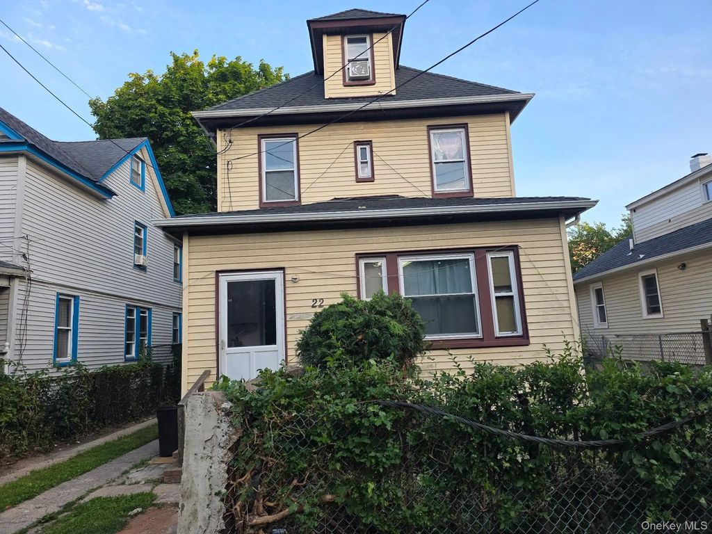 22 Webb Avenue, Hempstead