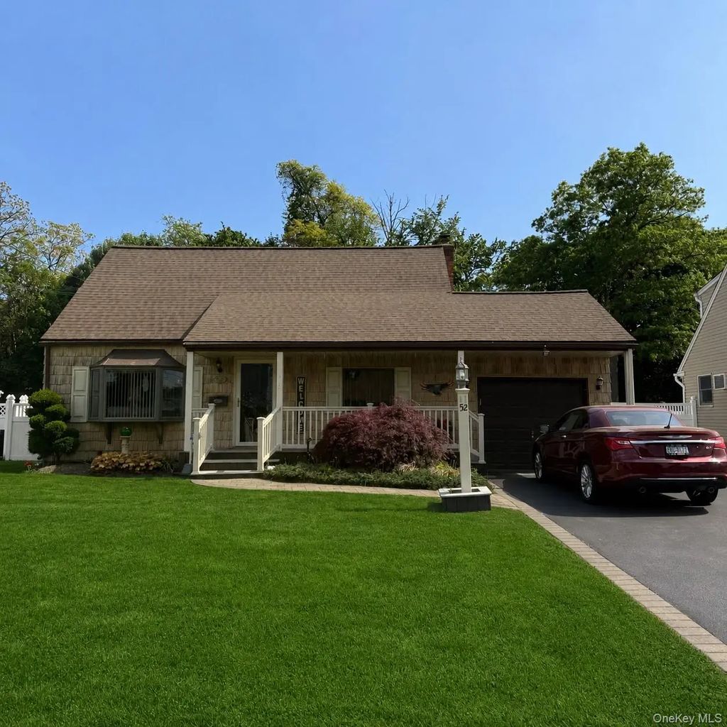 52 Kime Avenue, North Babylon