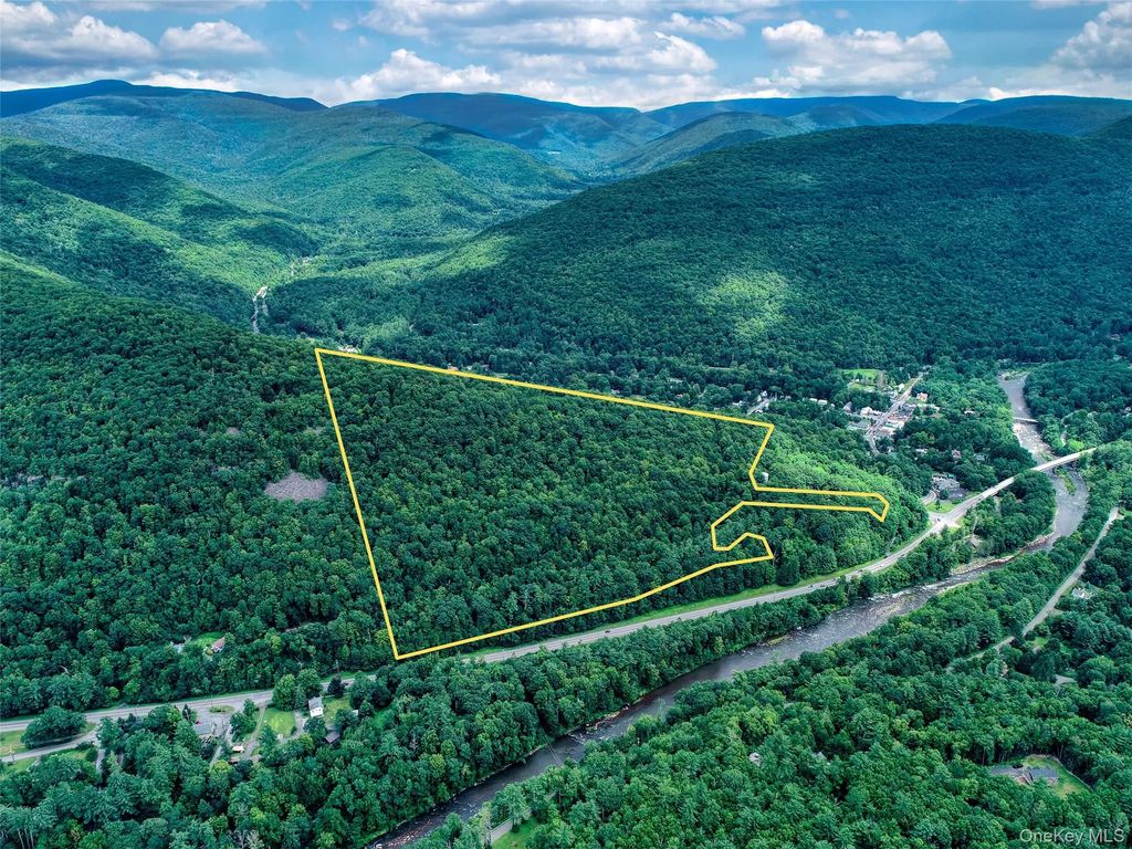 Tbd Ny-28 Route, Phoenicia