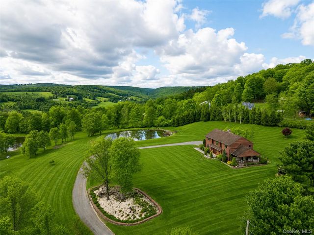 99 Dietz Road, Callicoon Center