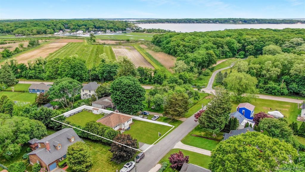 315 Wicks Road, New Suffolk