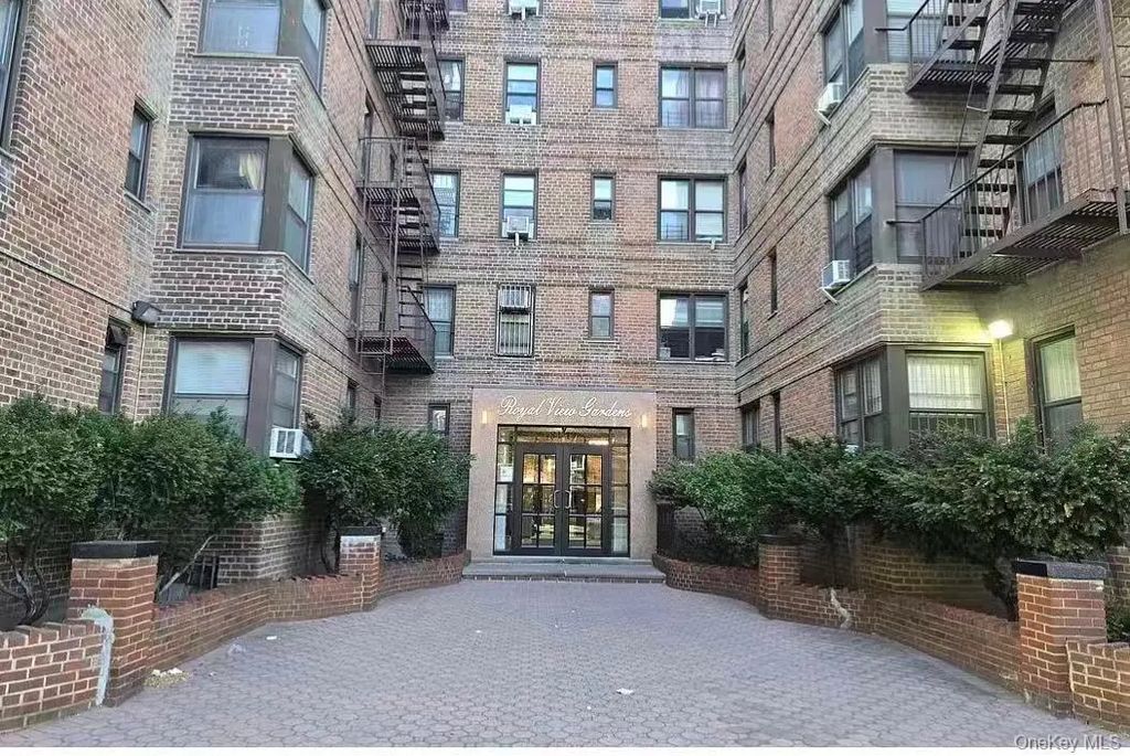 84-19 51st Avenue # 4c, Elmhurst