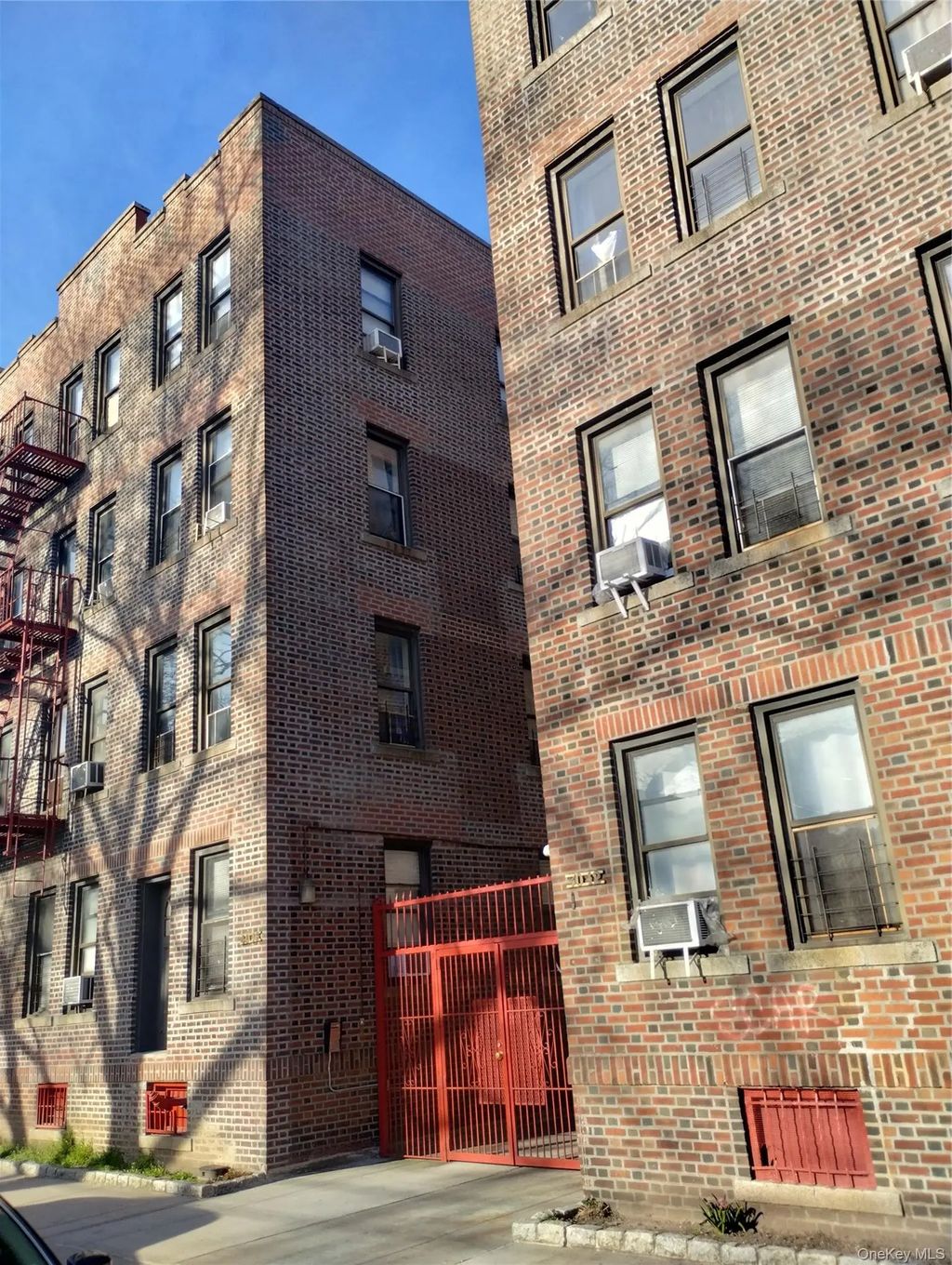 N/A, Woodside