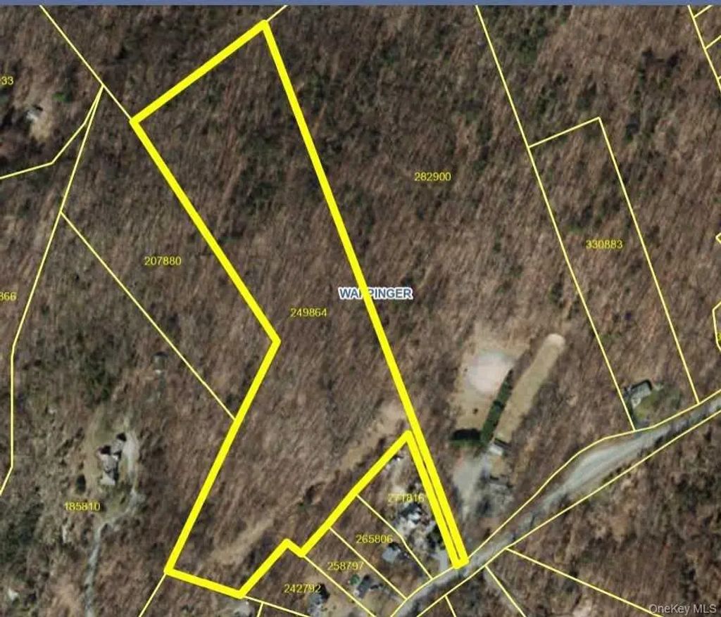 382 Cedar Hill Road, Fishkill