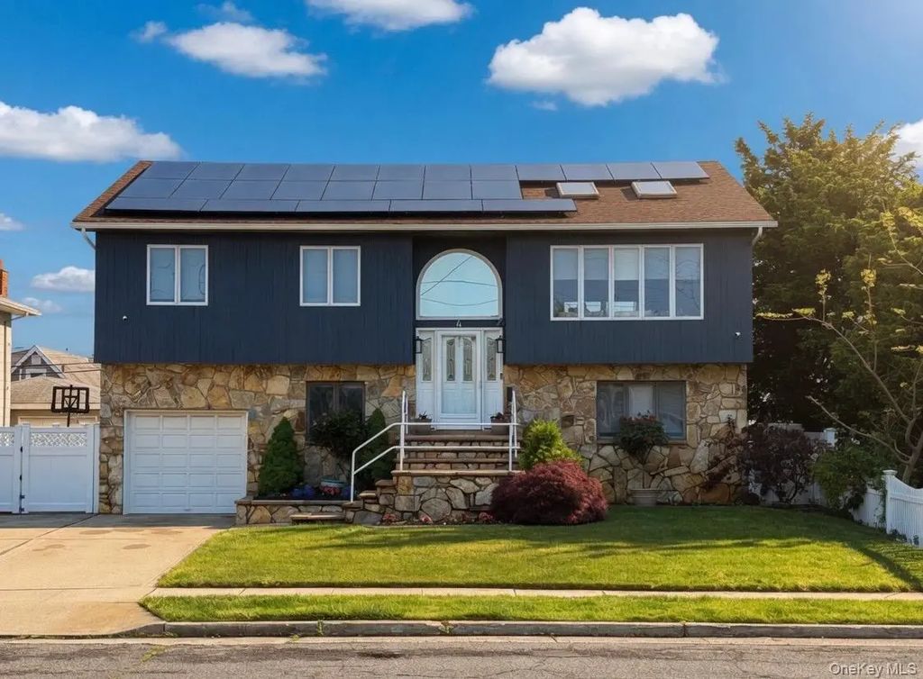 4 Lorraine Road, Island Park