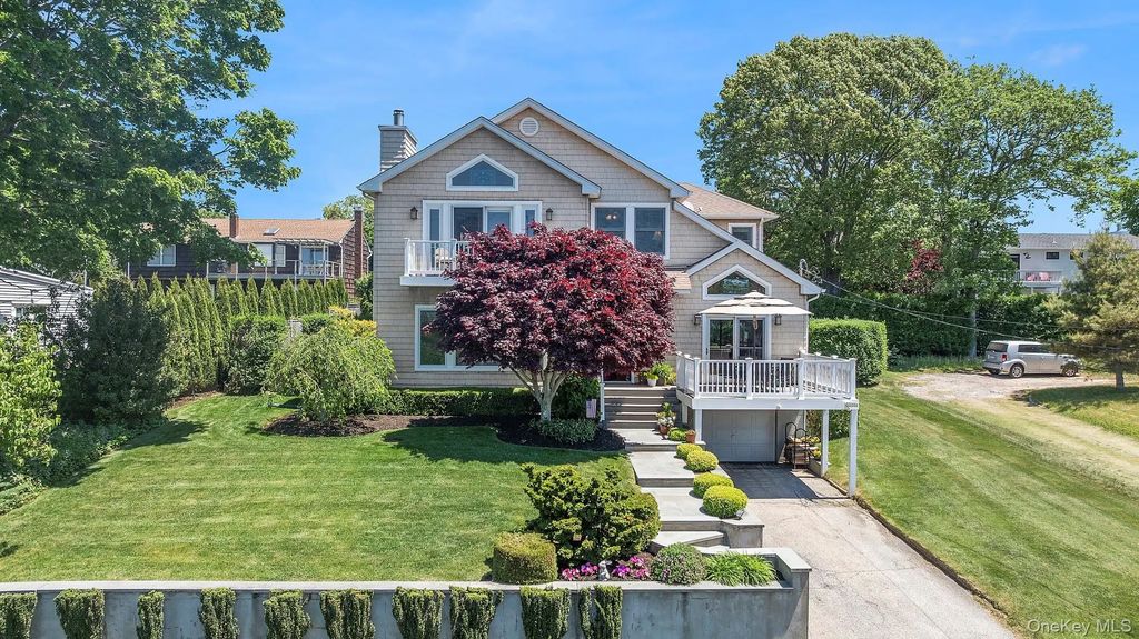 58 Cliff Drive, Sag Harbor