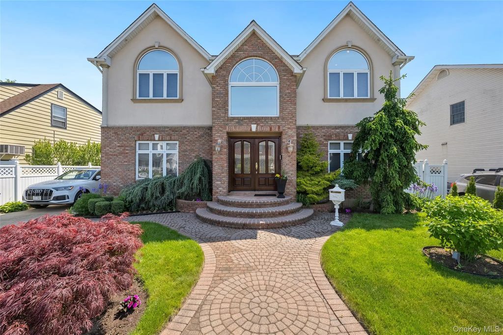 319 Rintin Street, Franklin Square