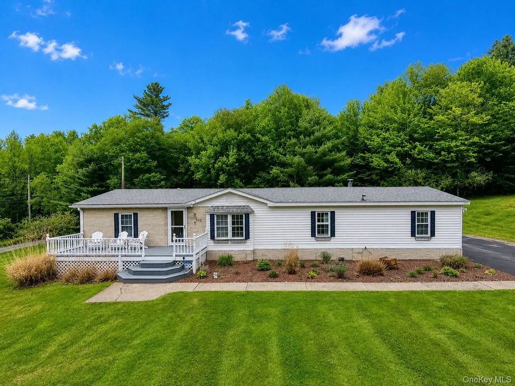 502 Myers Road, Neversink