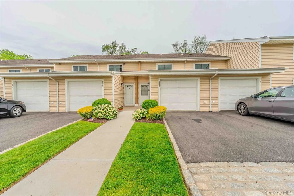 2355 Pershing Boulevard # 704, Baldwin