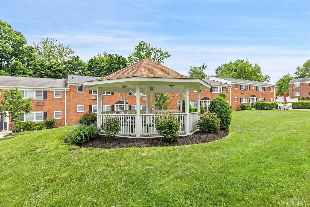 1879 Crompond Road # F3, Peekskill