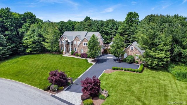 9 Tyler Court, Mahopac