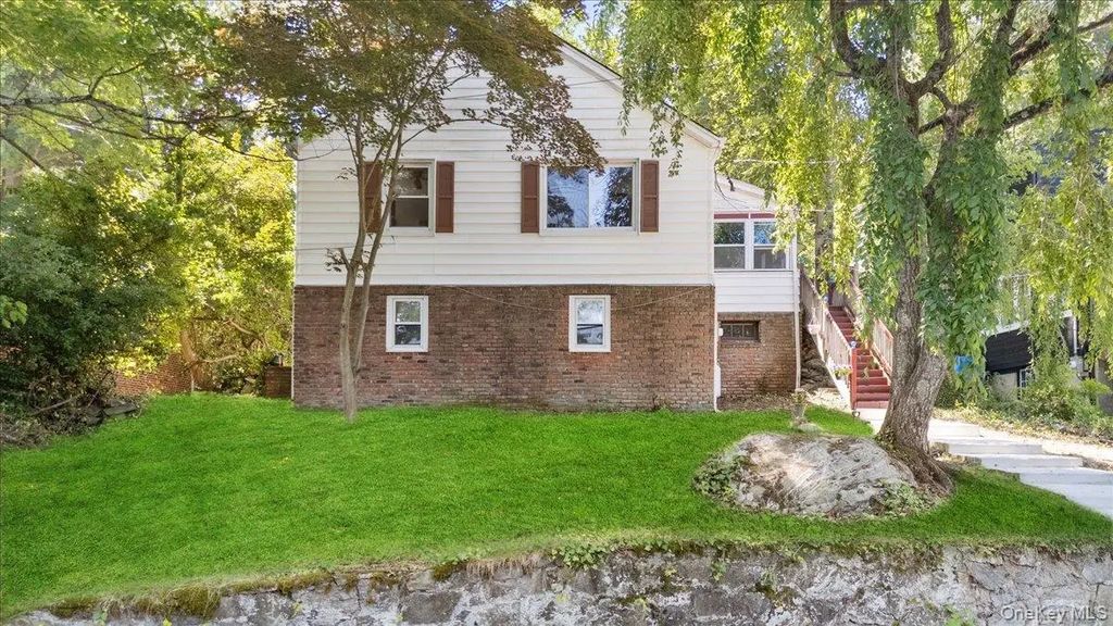 184 Lake Drive, Lake Peekskill