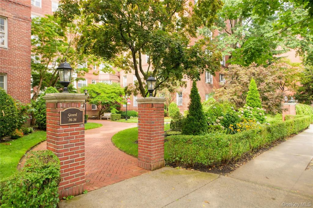 76-36 113th Street # 4p, Forest Hills