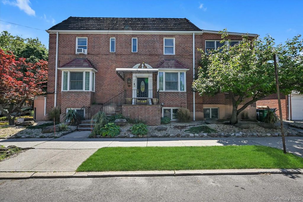 144-49 70th Avenue, Kew Garden Hills