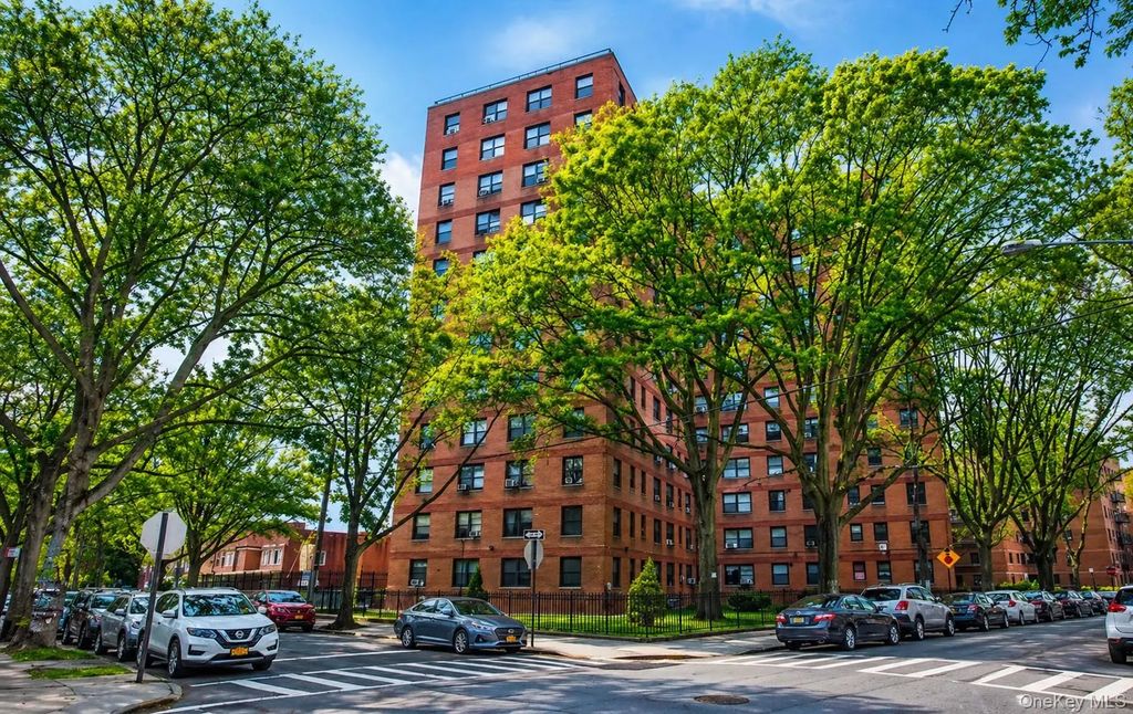 6434 102nd Street # 9w, Rego Park